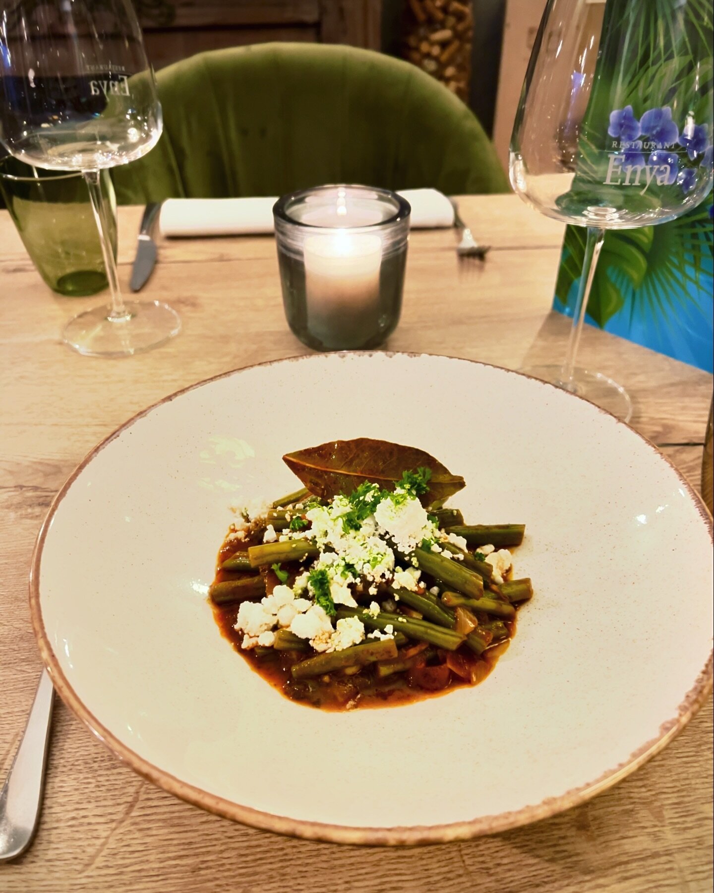 Preview van wat gaan komen op ons menu. Volgende week mooie nieuwe Griekse gerechten met een Mediterrane twist. Vlees, vis, vegetarisch, vegan aan iedereen is gedacht. Reserveer alvast vooruit om teleurstelling te voorkomen. 
#moderngreekfood #restau